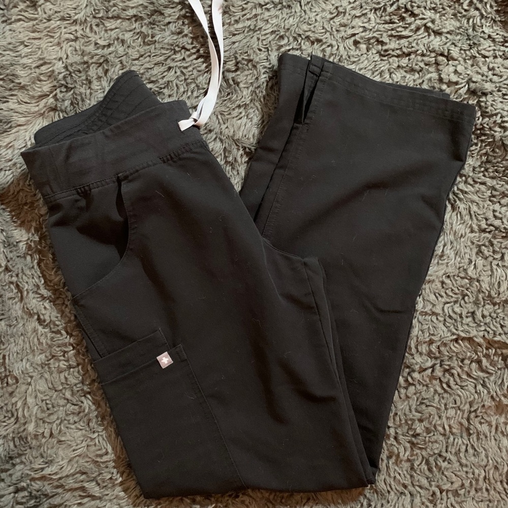 Figs Kade Cargo- Black
